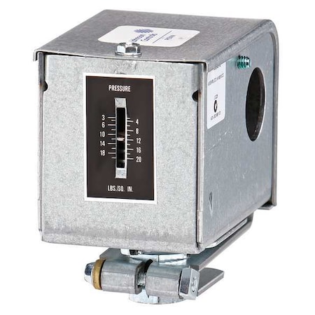Pneumatic-Electric Switch, Bracket, 1/8 in Barbed, 3 to 20 psi