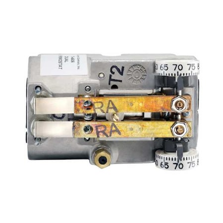 Pneumatic Thermostat, Dual Temperature, Heating and Cooling, 2 Pipe, Vertical, 5/32 in Barb